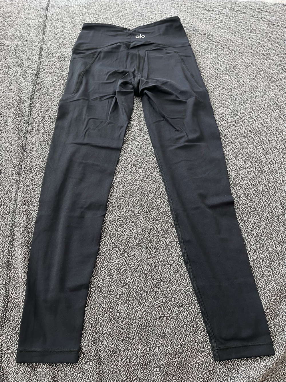 ALO Yoga Black Men's Performance Joggers